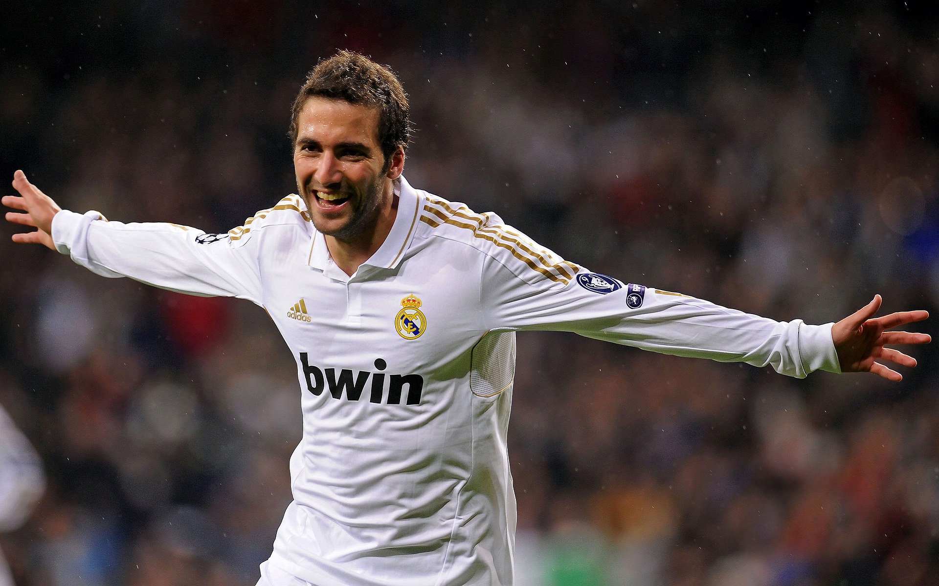 球星在欧洲杯中打破个人进球纪录（创作化标题），欧洲杯球员进球排行榜